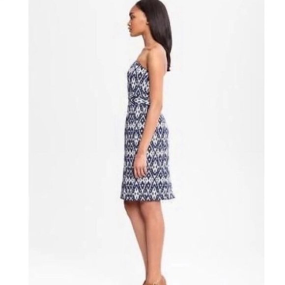 Banana Republic Ikat Blue White Strapless Dress 12 - Picture 2 of 13